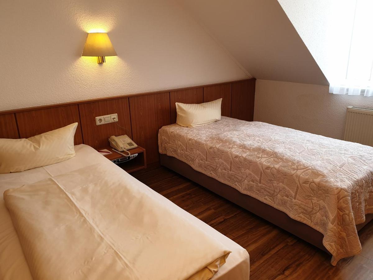 Hotel Weisser Schwan Erfurt Exteriör bild