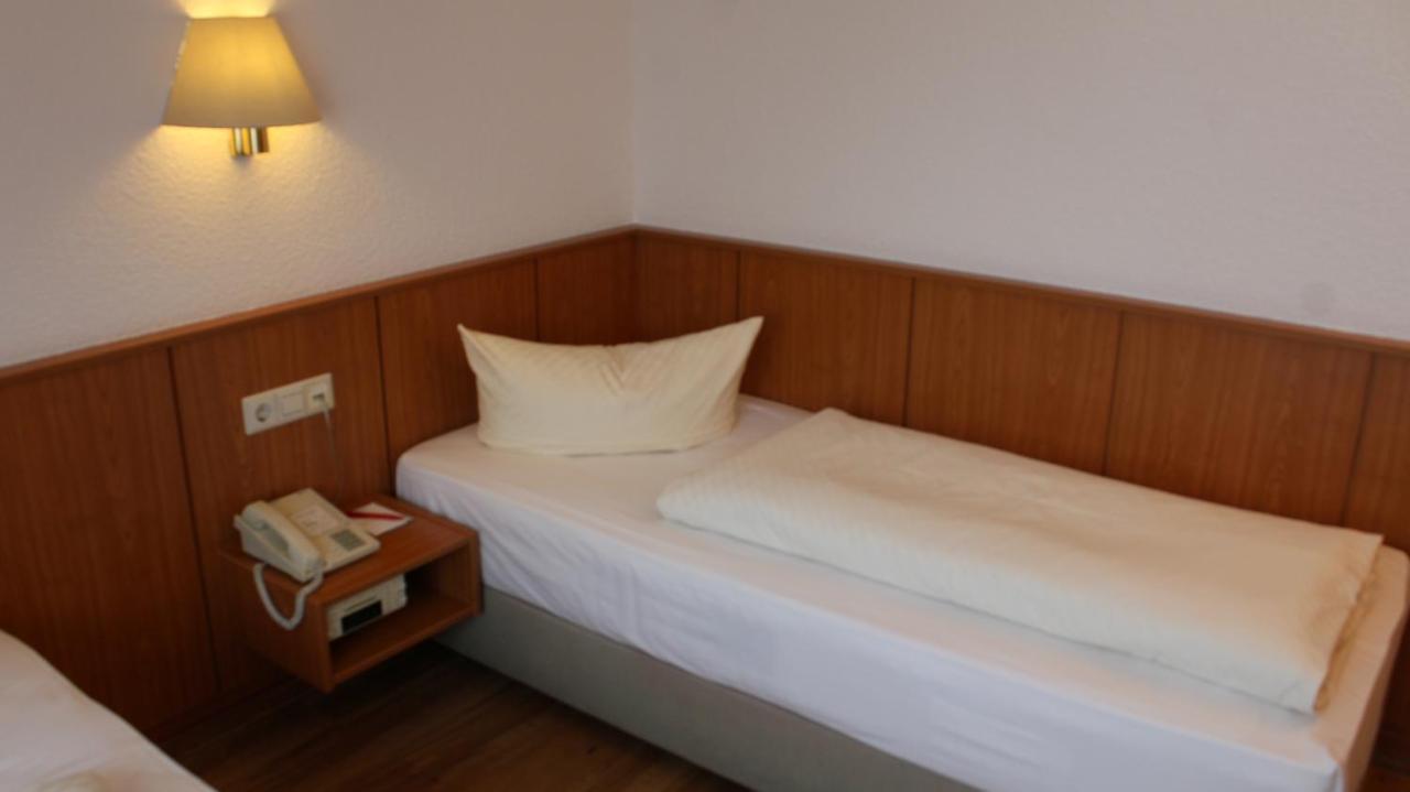 Hotel Weisser Schwan Erfurt Exteriör bild