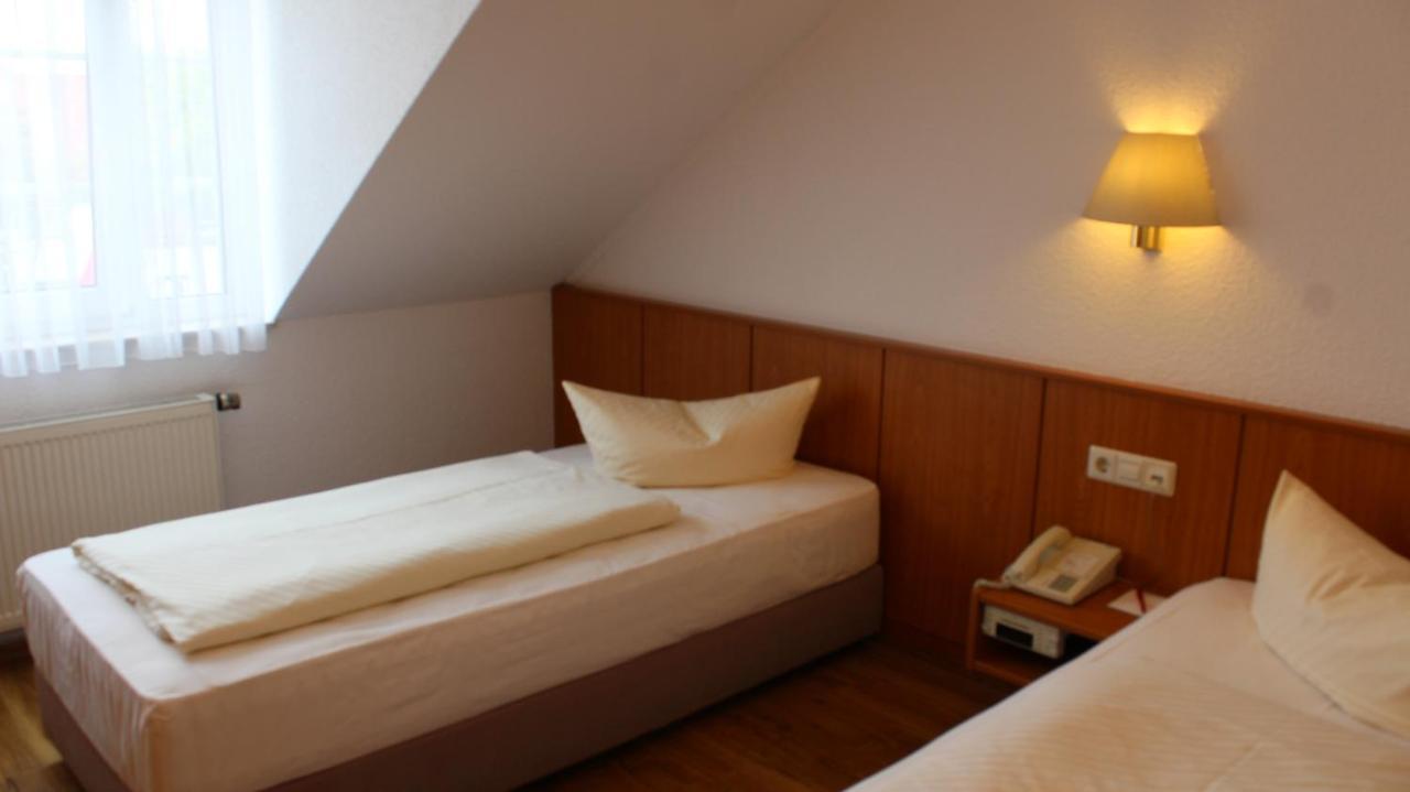 Hotel Weisser Schwan Erfurt Exteriör bild