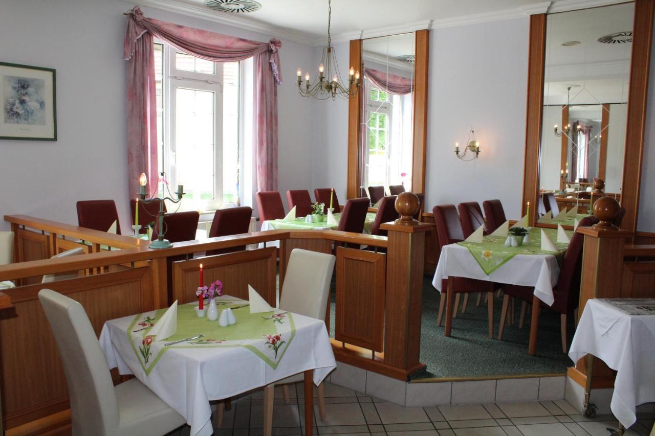 Hotel Weisser Schwan Erfurt Exteriör bild
