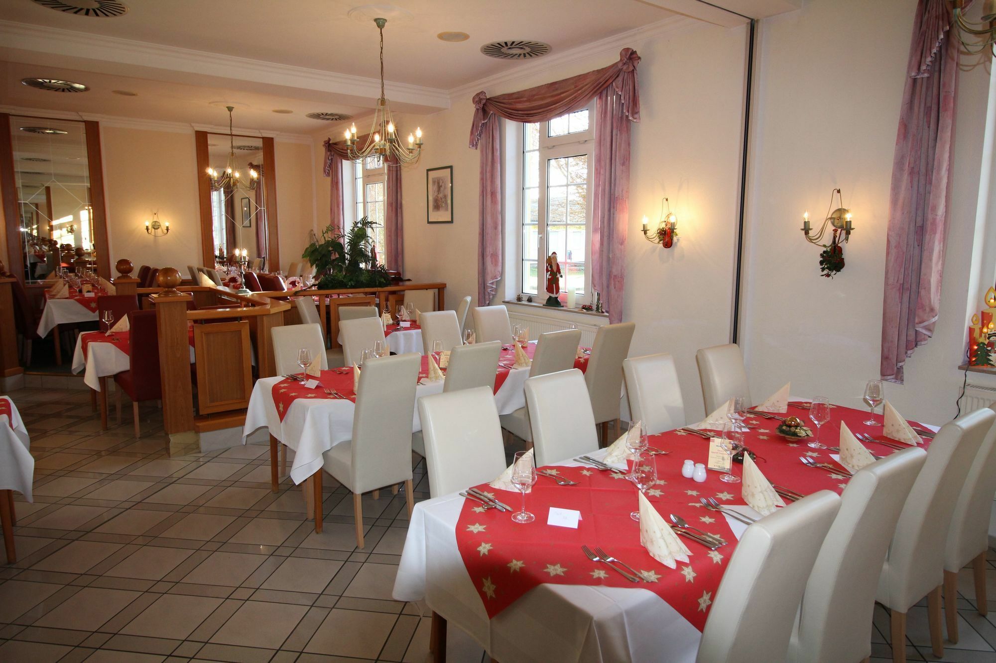Hotel Weisser Schwan Erfurt Exteriör bild